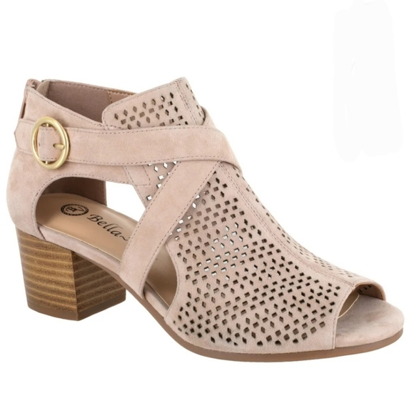 Bella Vita Shoes - Bella Vita Tan Perforated Sandals 11W
